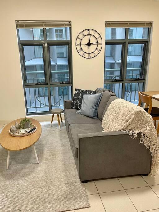 Morgan Place - Central Melbourne Cbd Apartment On Flinders Lane Late Check-Out, Complimentary Welcome Hamper エクステリア 写真